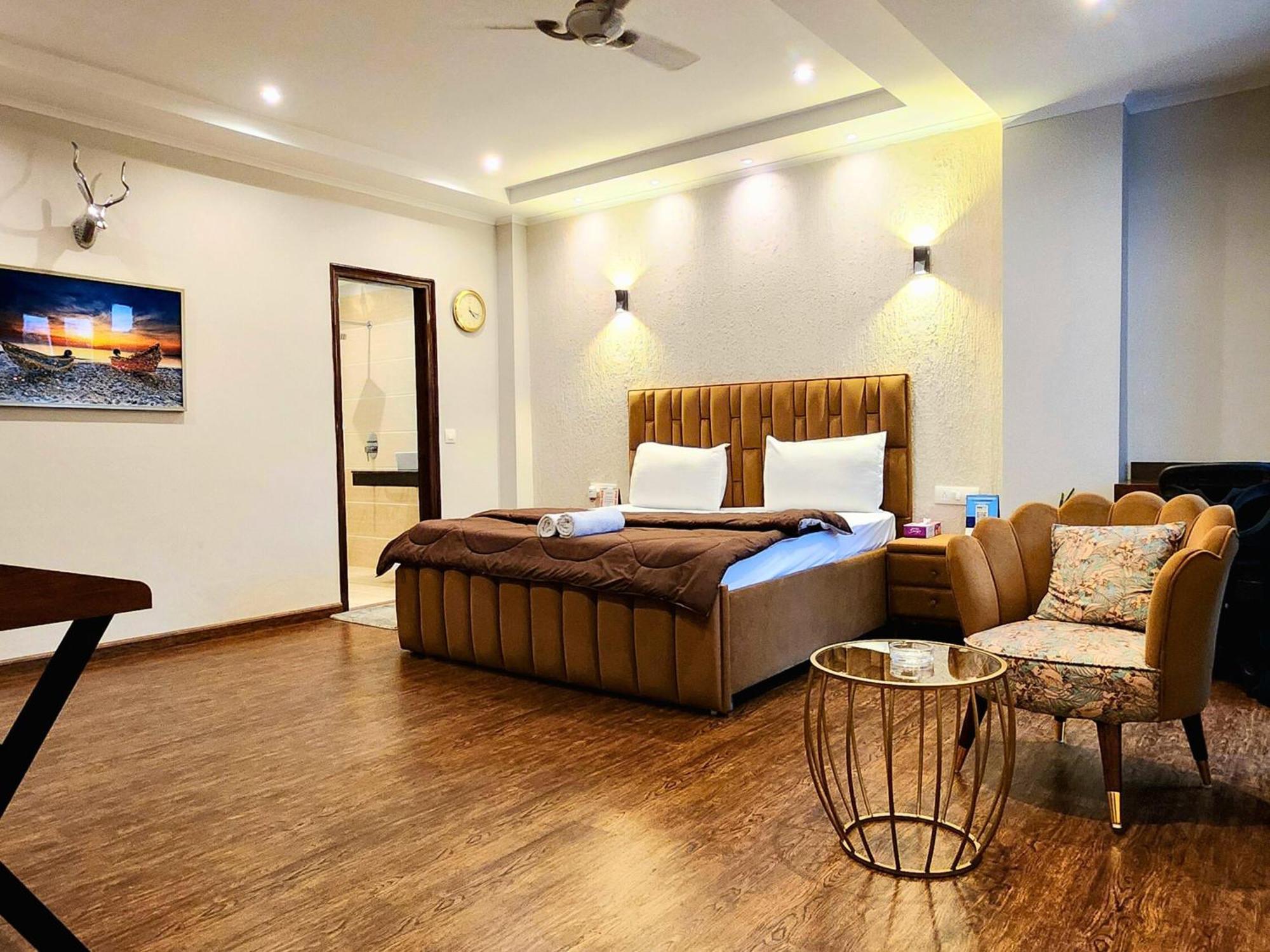 Hotel City Premier - Golf Course Road ,Gurgaon Bagian luar foto