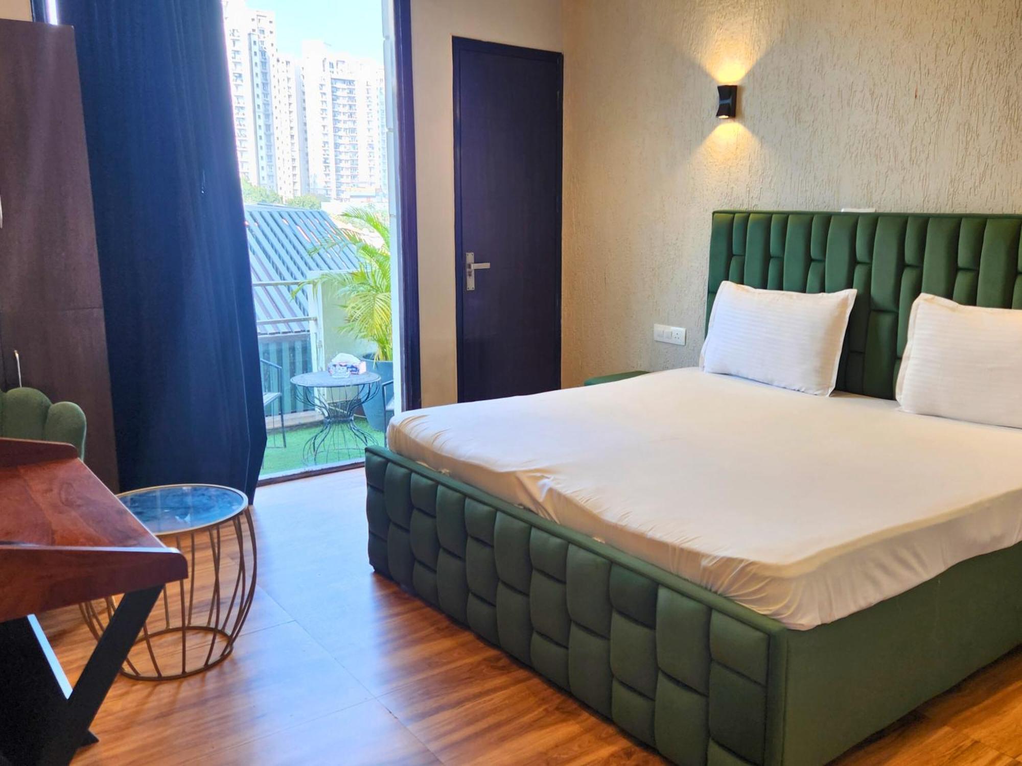 Hotel City Premier - Golf Course Road ,Gurgaon Bagian luar foto