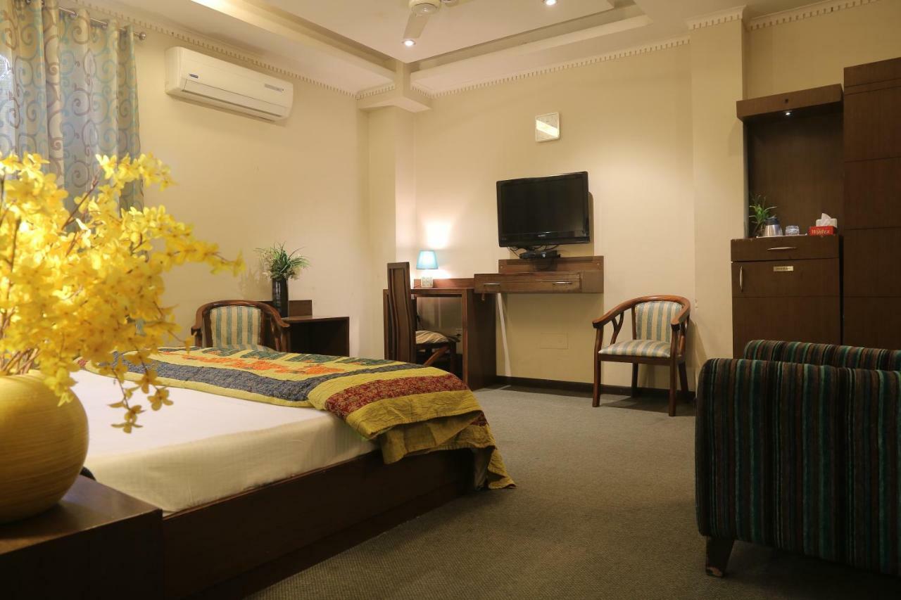 Hotel City Premier - Golf Course Road ,Gurgaon Bagian luar foto